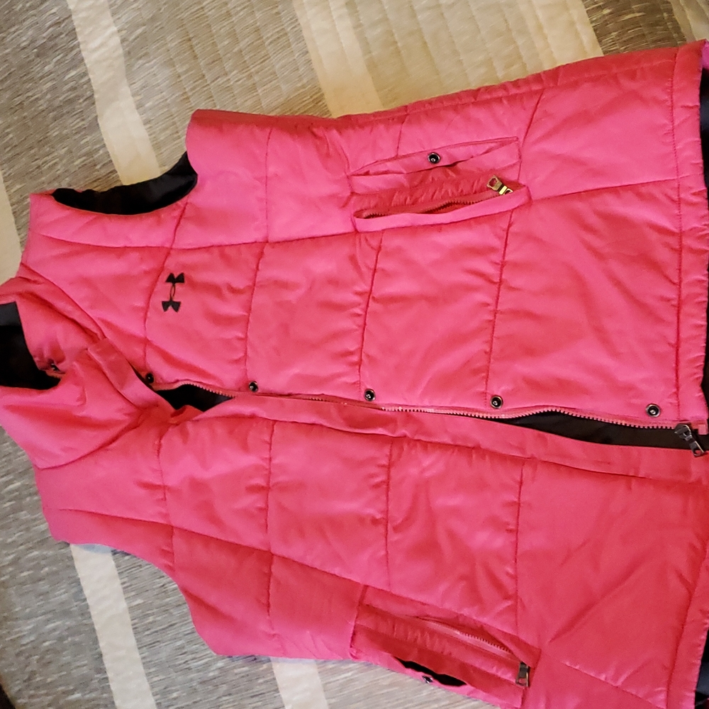 Women's Under Armour vest
